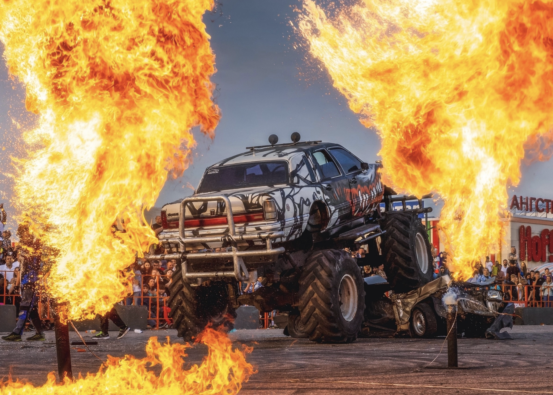 Шоу каскадеров Сергея Кочерга в Черкесске